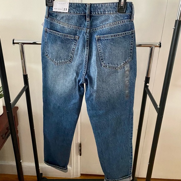 New PacSun Mom Style Jeans - Picture 7 of 11